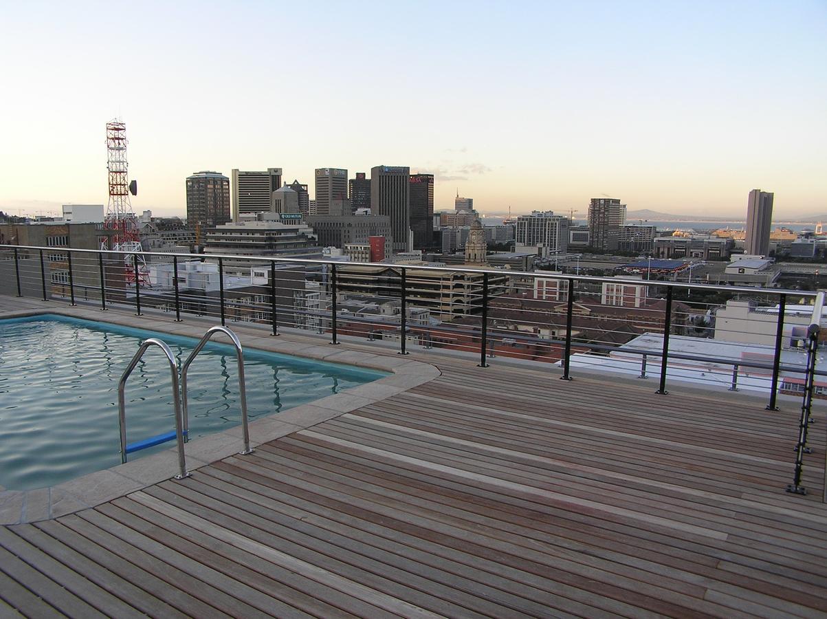 Urban Oasis At The Four Seasons Apartment Кейптаун Екстериор снимка