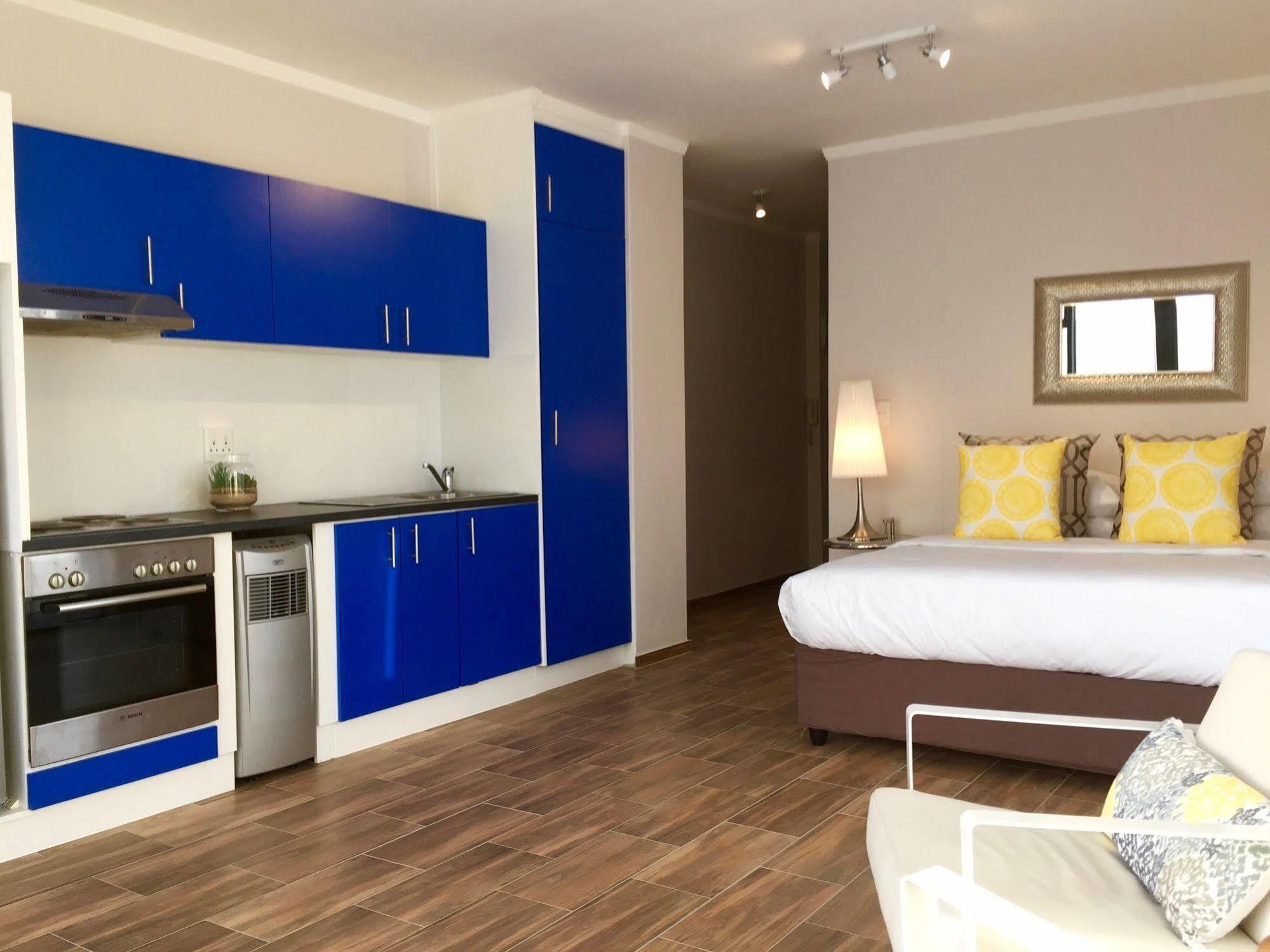 Urban Oasis At The Four Seasons Apartment Кейптаун Екстериор снимка